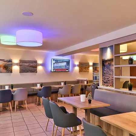 City-hotel-wolgast Отель