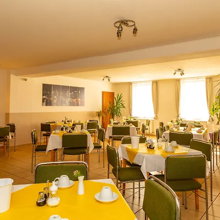 Отель City-hotel-wolgast 3*